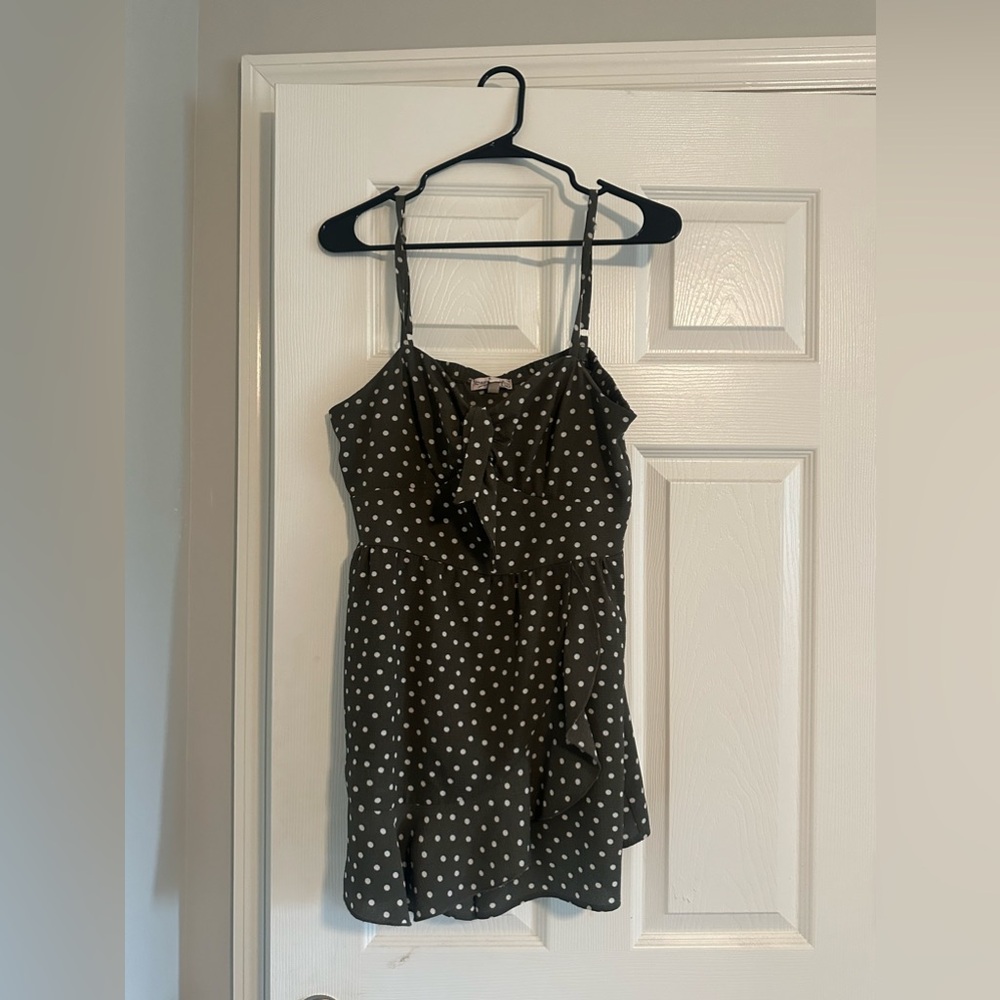 Romper - Picture 2 of 2